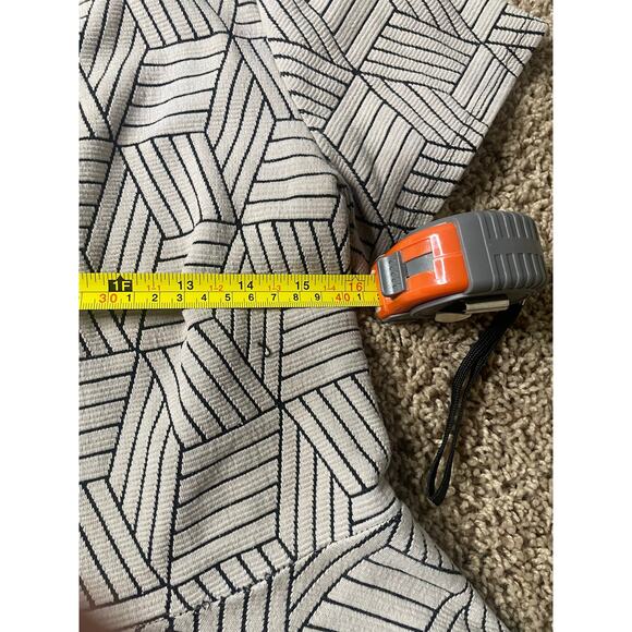 Forever 21 Peplum Top - Size 2X ** - Picture 4 of 5